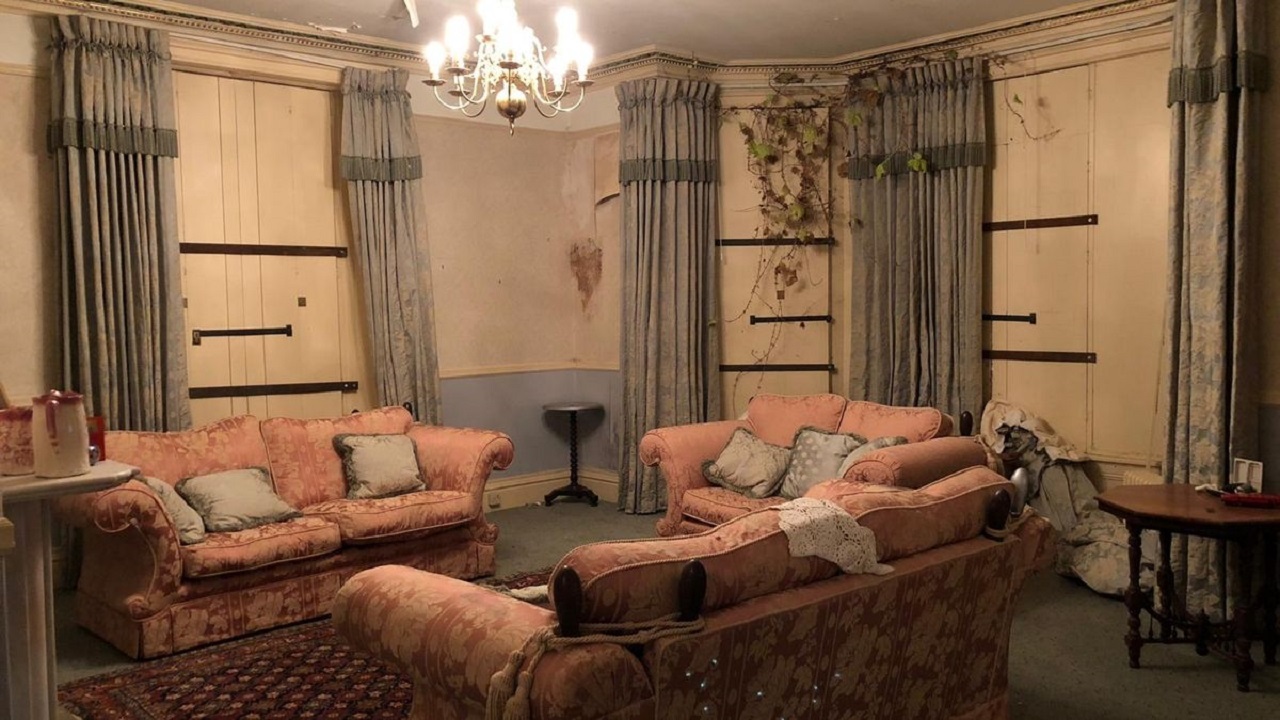 خانه متروکه