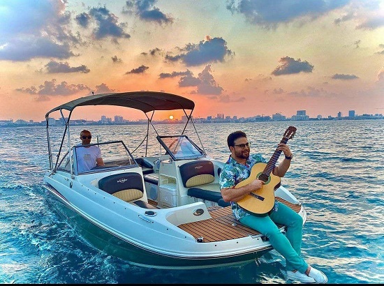 گیتارنوازی بابک جهانبخش