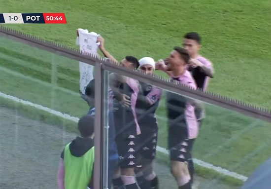 خواستگاری بازیکن فوتبال