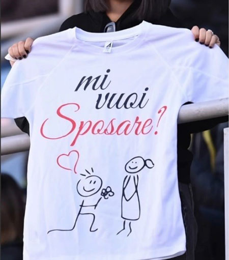 پاسخ خواستگاری بازیکن فوتبال