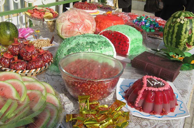 همه چیز درباره یلدایی بردن برای تازه عروس+ عکس‌هدبه عروس در شب یلدا