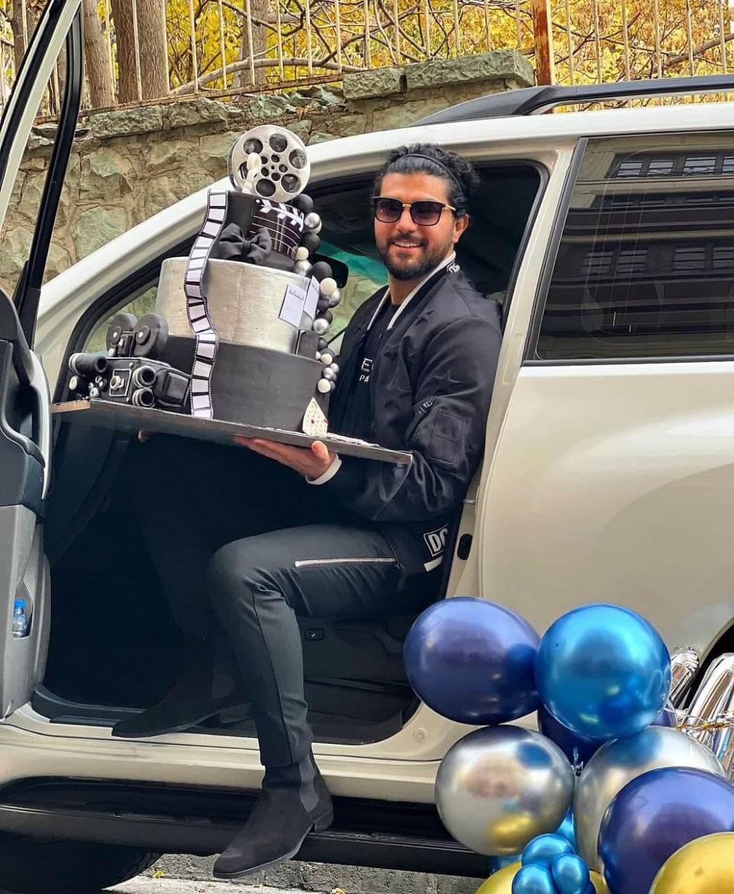 تولد سینا مهراد