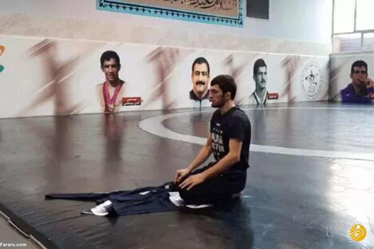 نماز کشتی گیر روس