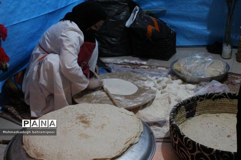 نمایشگاه بسیج هنرمندان