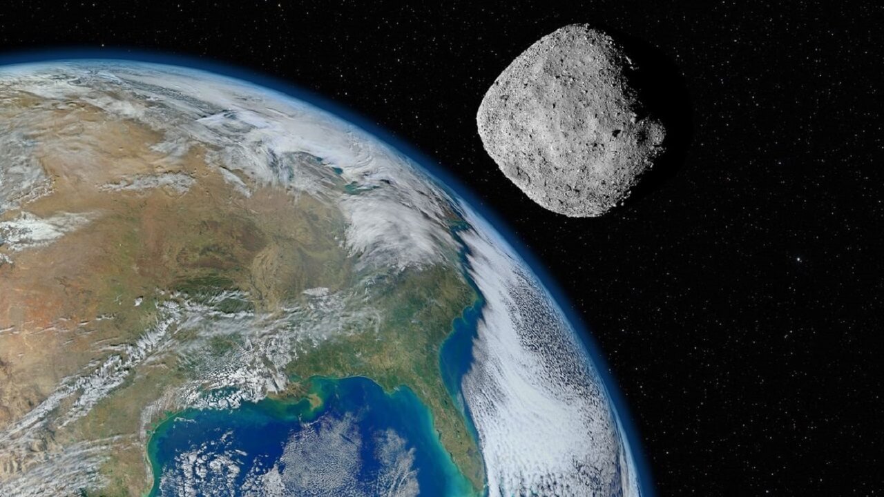 سیارک و کره زمین
