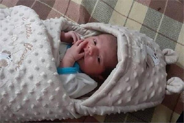 نوزاد ایرانی