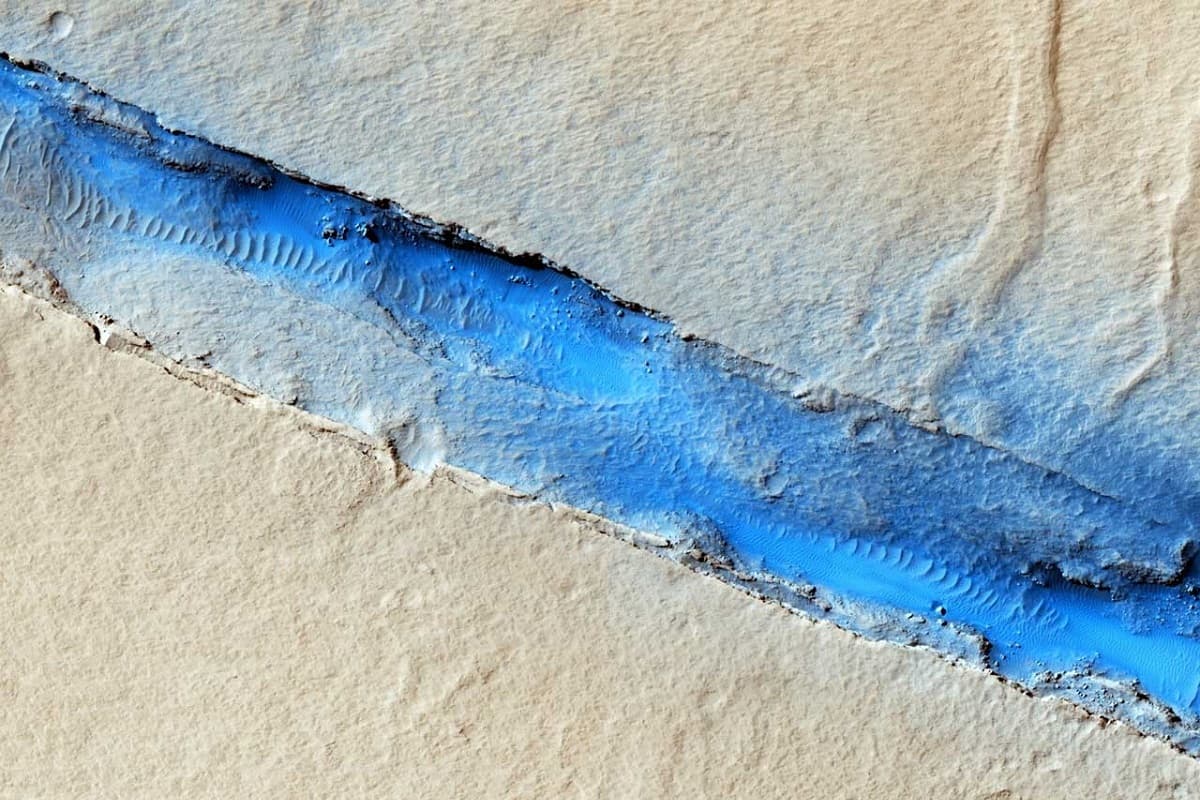 کشف زلزله‌های مرموز در مریخ