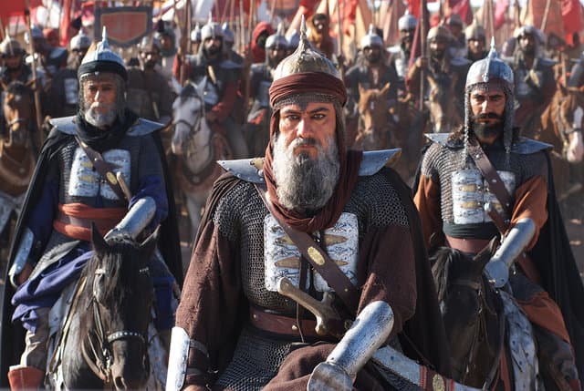 بازیگران فیلم رستاخیز