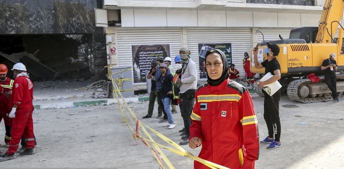 قهرمان زن ایران در جمع امدادگران متروپل