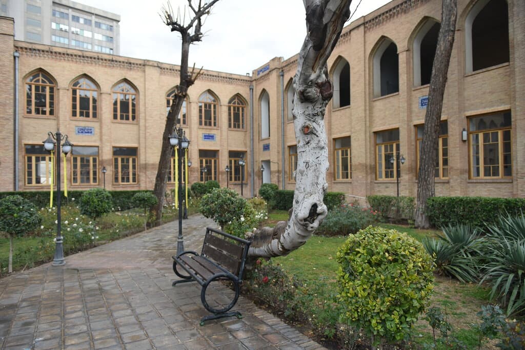 مدرسه دارالفنون