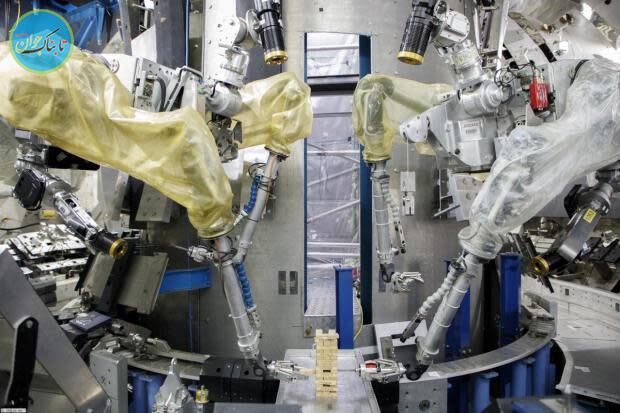 ربات‌هایی که با هم، بازی فکری می کنند