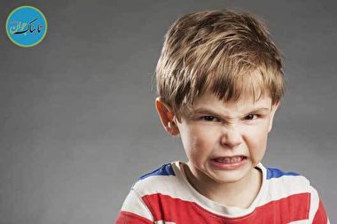 جملات معجزه آسایی که کودک عصبانی‌تان را آرام می‌کند