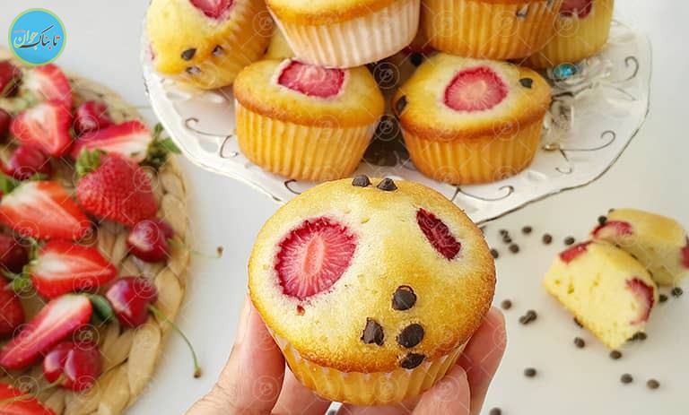 طرز تهیه «کاپ کیک توت فرنگی» مجلسی و خوشمزه