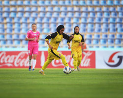 شکست دختران فوتبال بم مقابل ازبکستان  فینال آسیا از دست رفت
