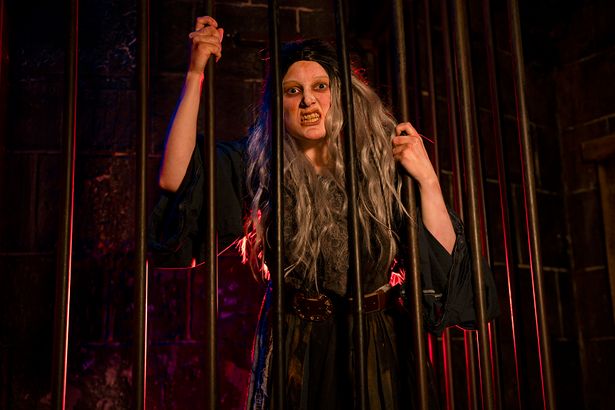 آگهی استخدام برای ترسناک ترین شغل های دنیا