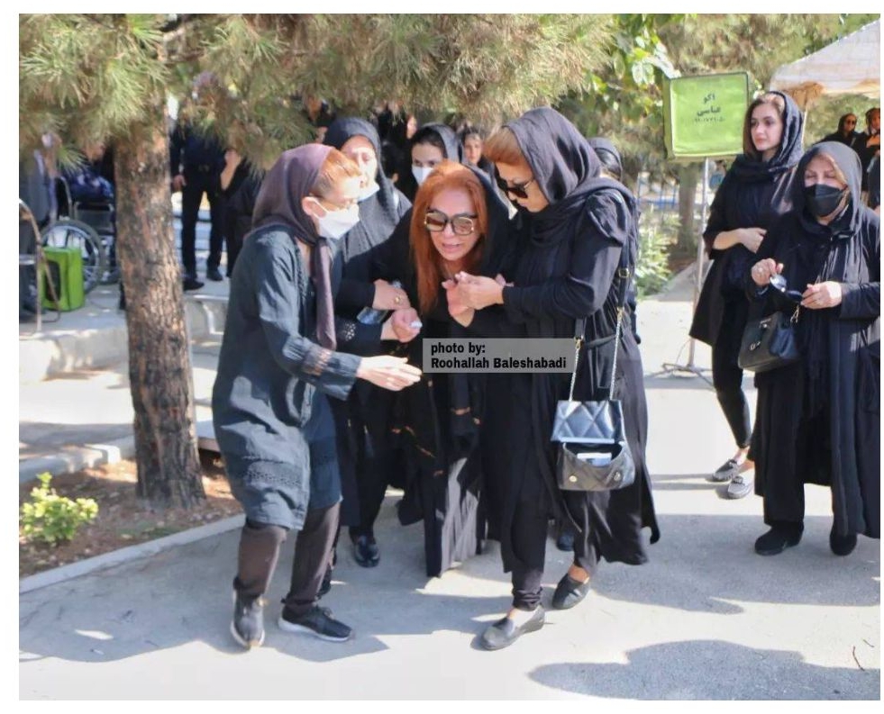 تصویر دیده نشده از وداع نسرین مقانلو با پسرش!