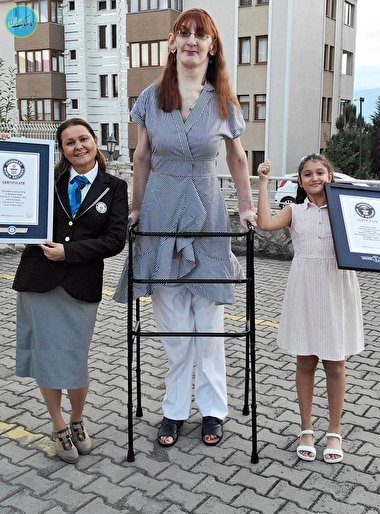 بلندقدترین زن جهان کیست؟