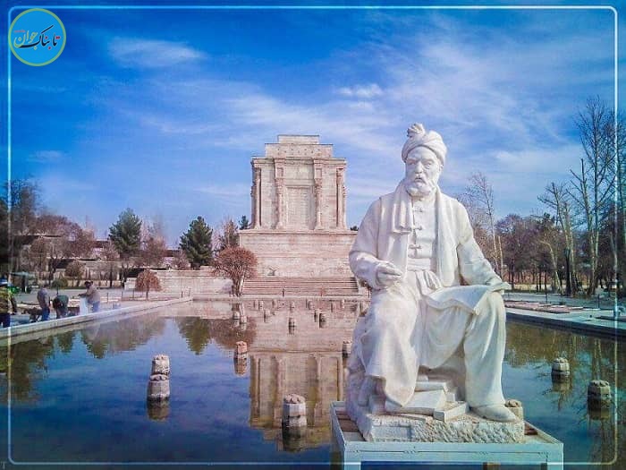 قالب شعر شاهنامه چیست؟ + نمونه اشعار مجسمه فردوسی