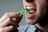 در این کشور هرگز آدامس نجوید!