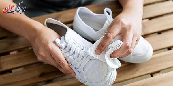 چگونه کفش سفید را تمیز کنیم؟