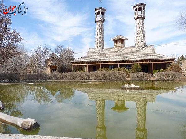 اولین مسجد چوبی ایران و جهان که بی نظیر است! + عکس