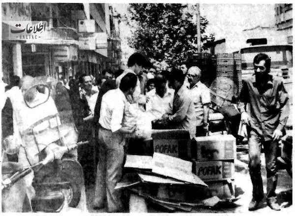 انتقاد از صف پفک نمکی در تهران! + عکس