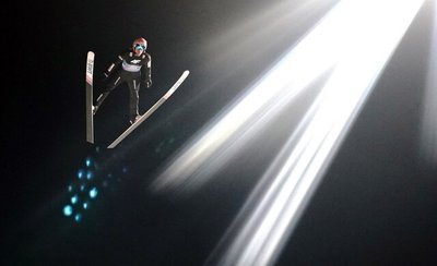 دیوید کوباکی لهستانی در مسابقات اسکی پرش در اتریش
